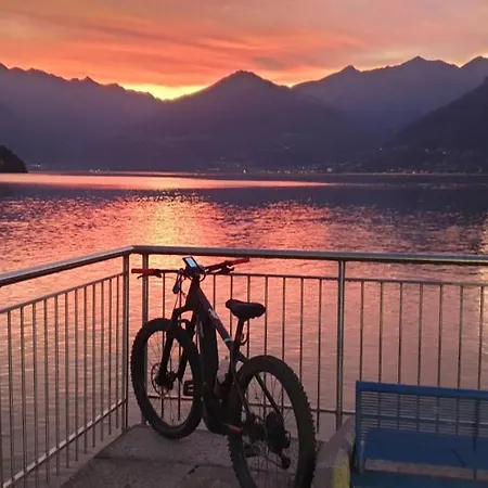 Ground Floor- Pet Friendly Stay-private Garden-parking-lake View - Bike Friendly House