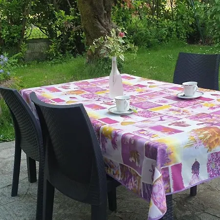 Ground Floor- Pet Friendly Stay-private Garden-parking-lake View - Bike Friendly House *