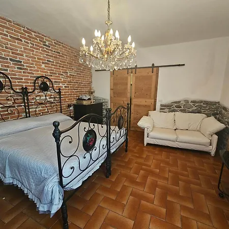 Daire Ground Floor- Pet Friendly Stay-private Garden-parking-lake View - Bike Friendly House *